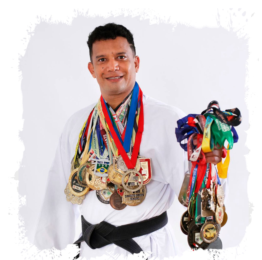 https://reginaldokarate.com.br/wp-content/uploads/2022/05/reginl26.jpg